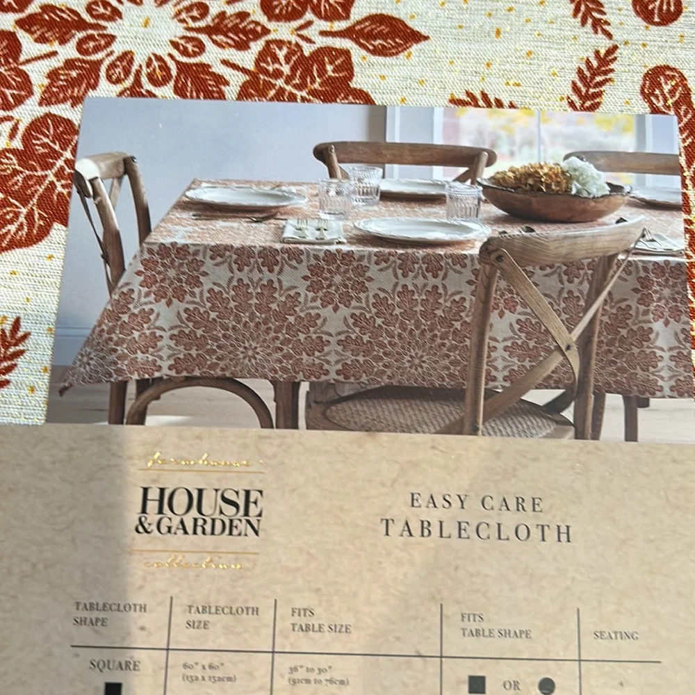 HOUSE & GARDEN Oak Leaf Medallion Tablecloth Gold Burnt Orange New 60”x84”
